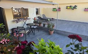 Saranda Beach Apartment